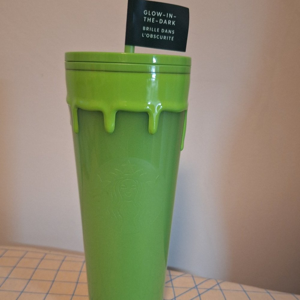 NWT Starbucks Fall 2023 Glow in Dark Halloween Slime Drip Cup NEW WITH TAGS